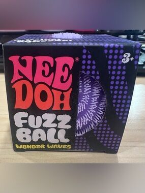 Nee Doh Fuzz Ball Wonder Waves - Purple